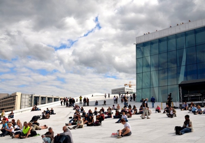 OPERA_9_of_10_-_Opera_House_Oslo_-_NORWAY-e1525213765452