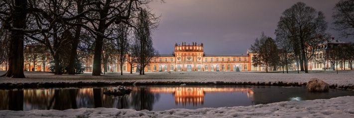 5vor4_Wiesbaden_Biebrich_Schloss_Leukel_Biernath